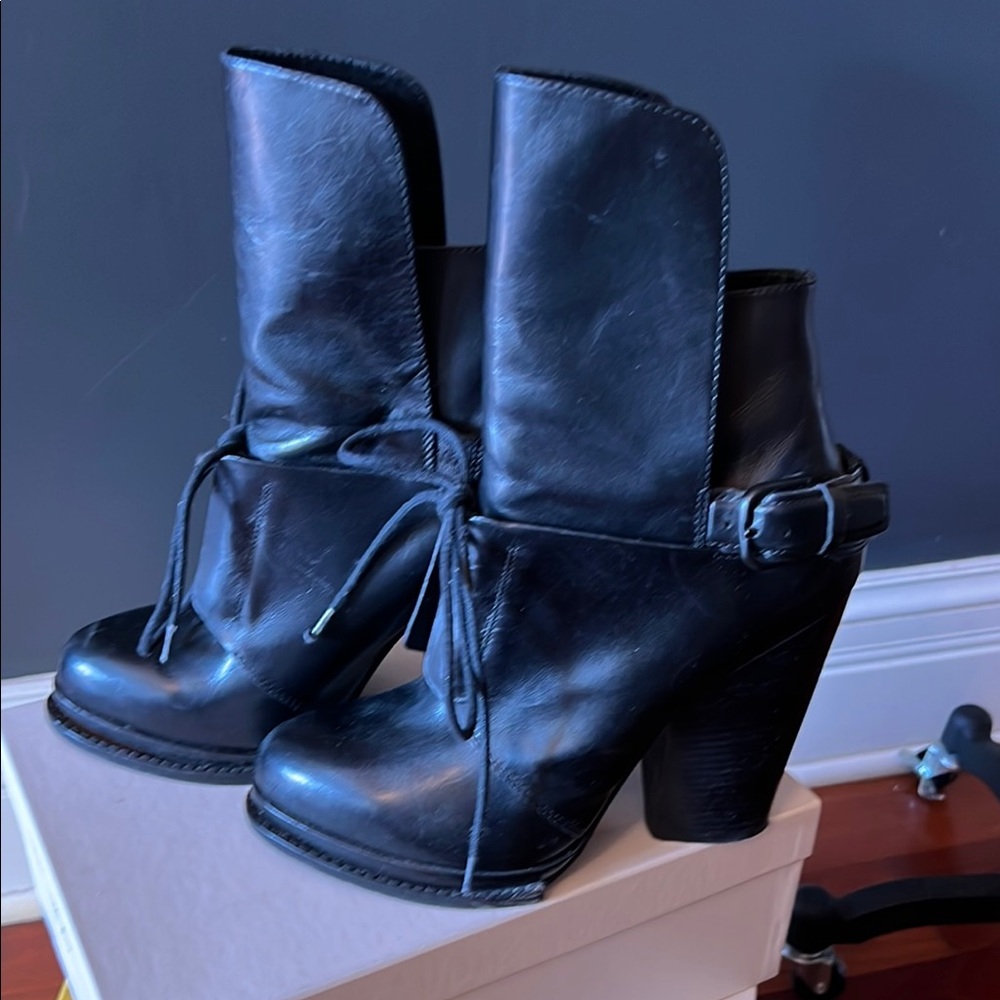 Alexander Wang Black Ankle Boots with Chunky Heel